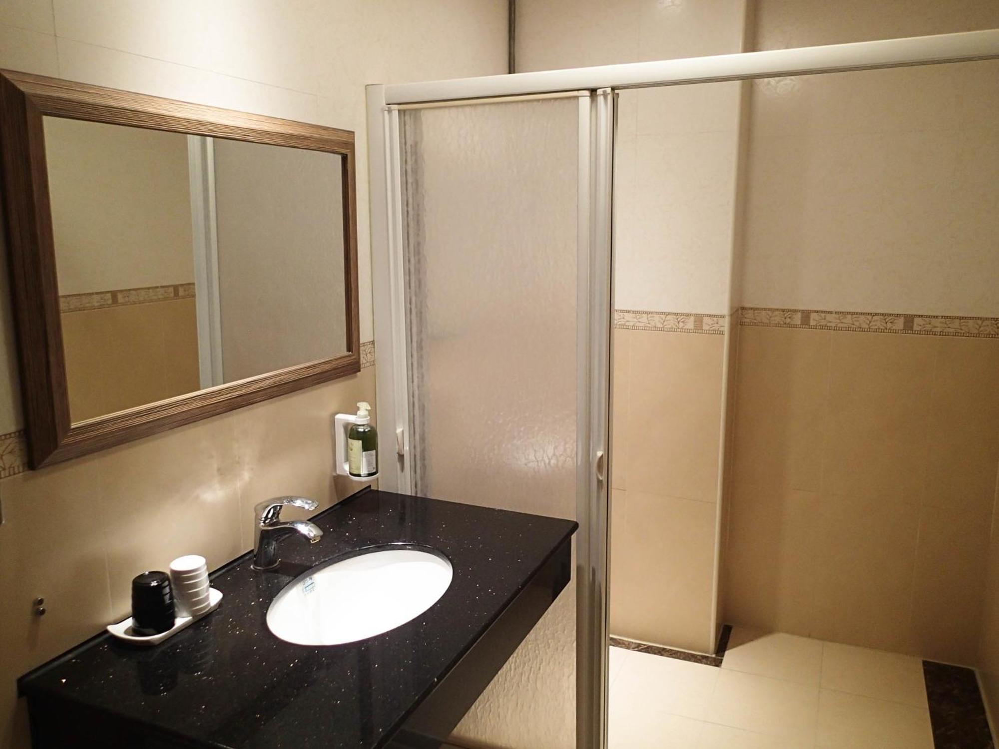 Meow G Cafe Hostel Hualien City Room photo